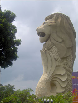 Giant lion statue on Sentosa Island